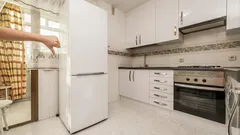 従来の冷蔵庫に別れを告げる：新トレンドでキッチンをより美しく、より実用的に