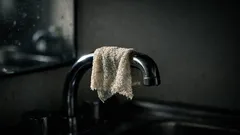 使い古したナイロンタオル、捨てないで 3分でできる掃除の再利用テク3選